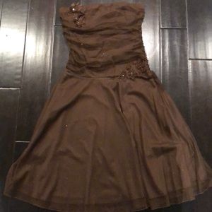 Brown sparkle strapless dress